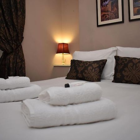 West Port - 2Br In The Heart Of The Old Town Just Off The Grassmarket 爱丁堡 外观 照片