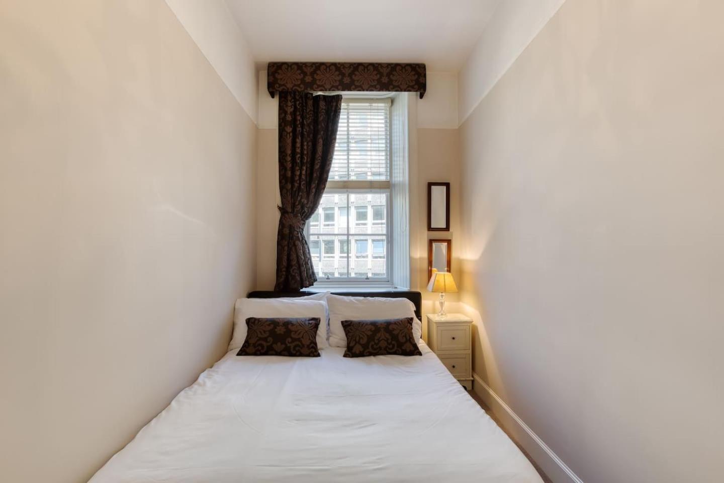 West Port - 2Br In The Heart Of The Old Town Just Off The Grassmarket 爱丁堡 外观 照片