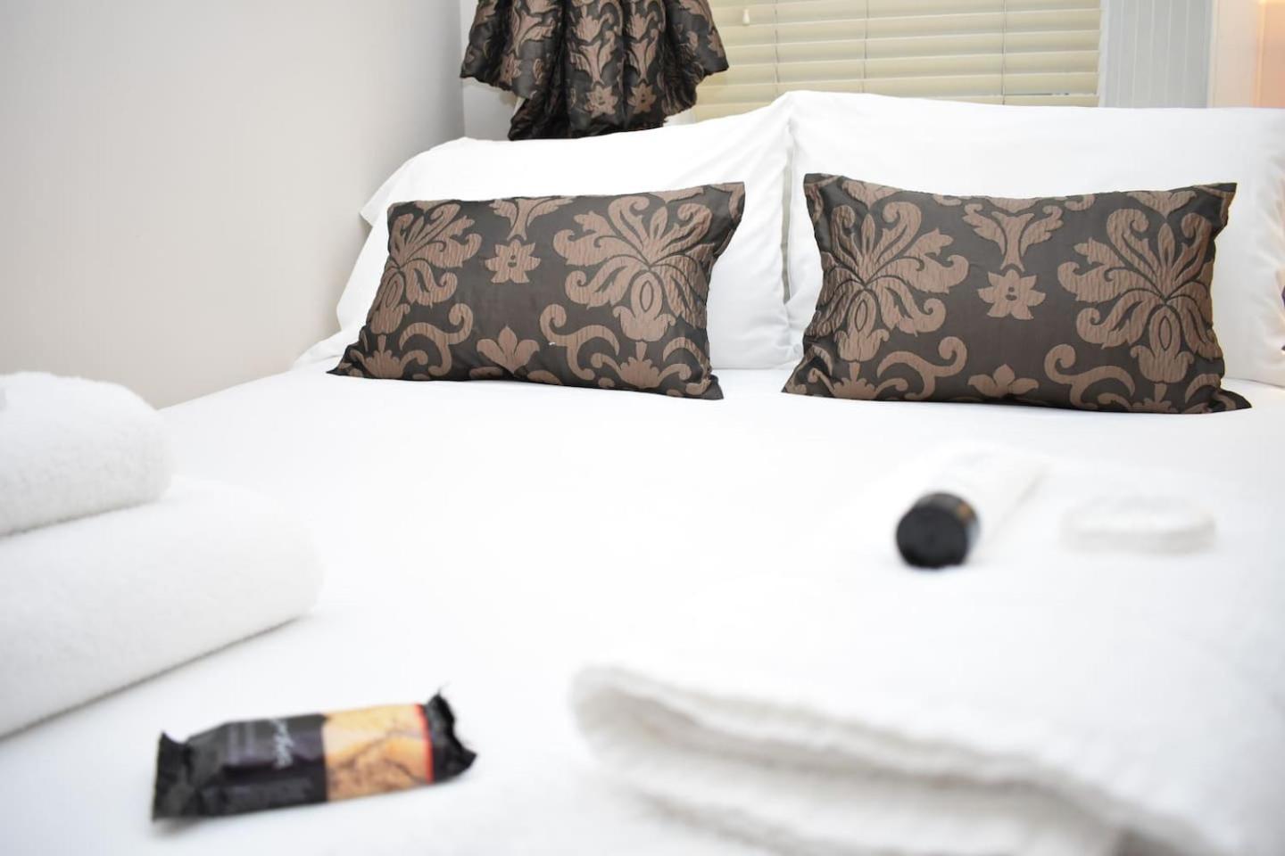 West Port - 2Br In The Heart Of The Old Town Just Off The Grassmarket 爱丁堡 外观 照片
