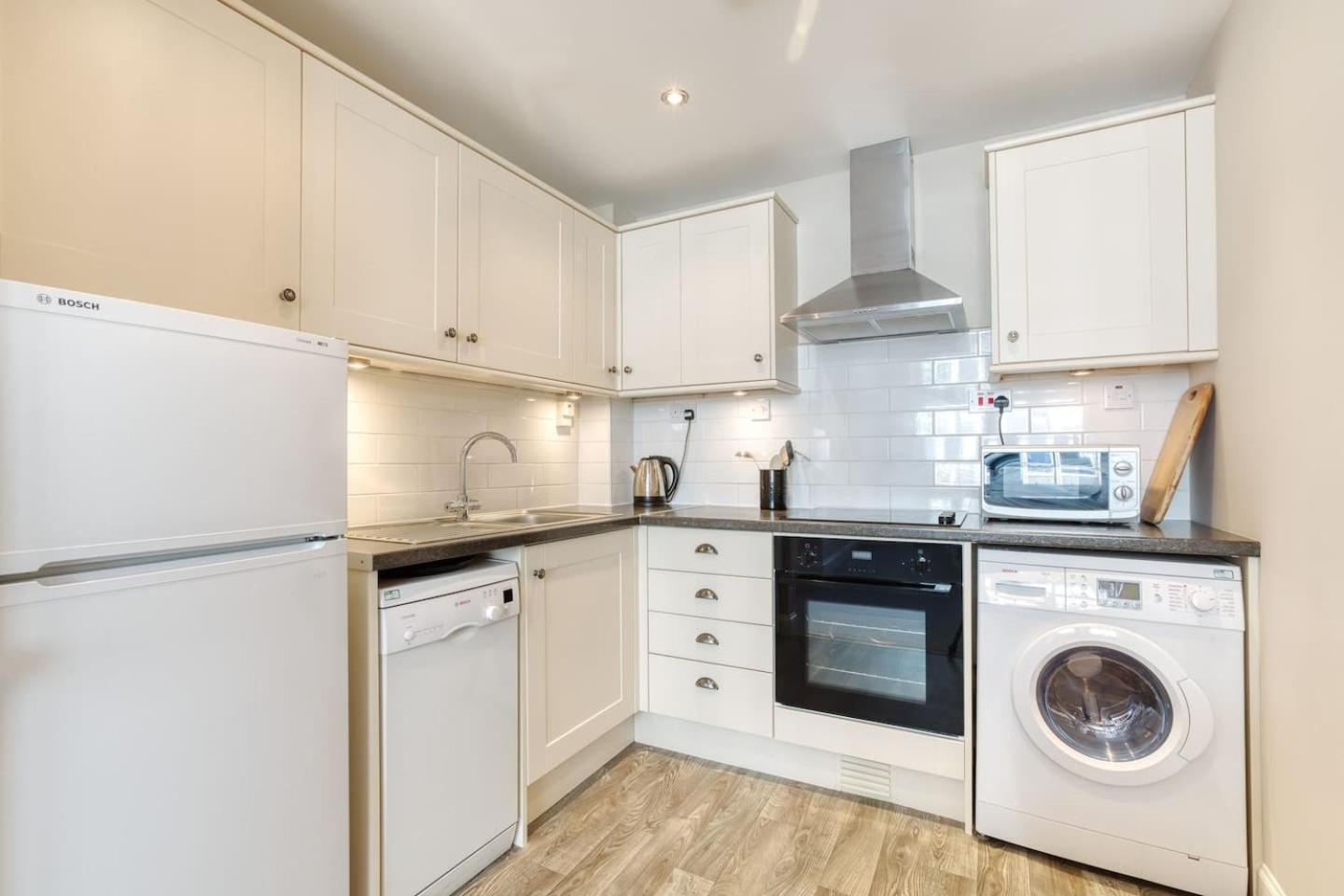 West Port - 2Br In The Heart Of The Old Town Just Off The Grassmarket 爱丁堡 外观 照片