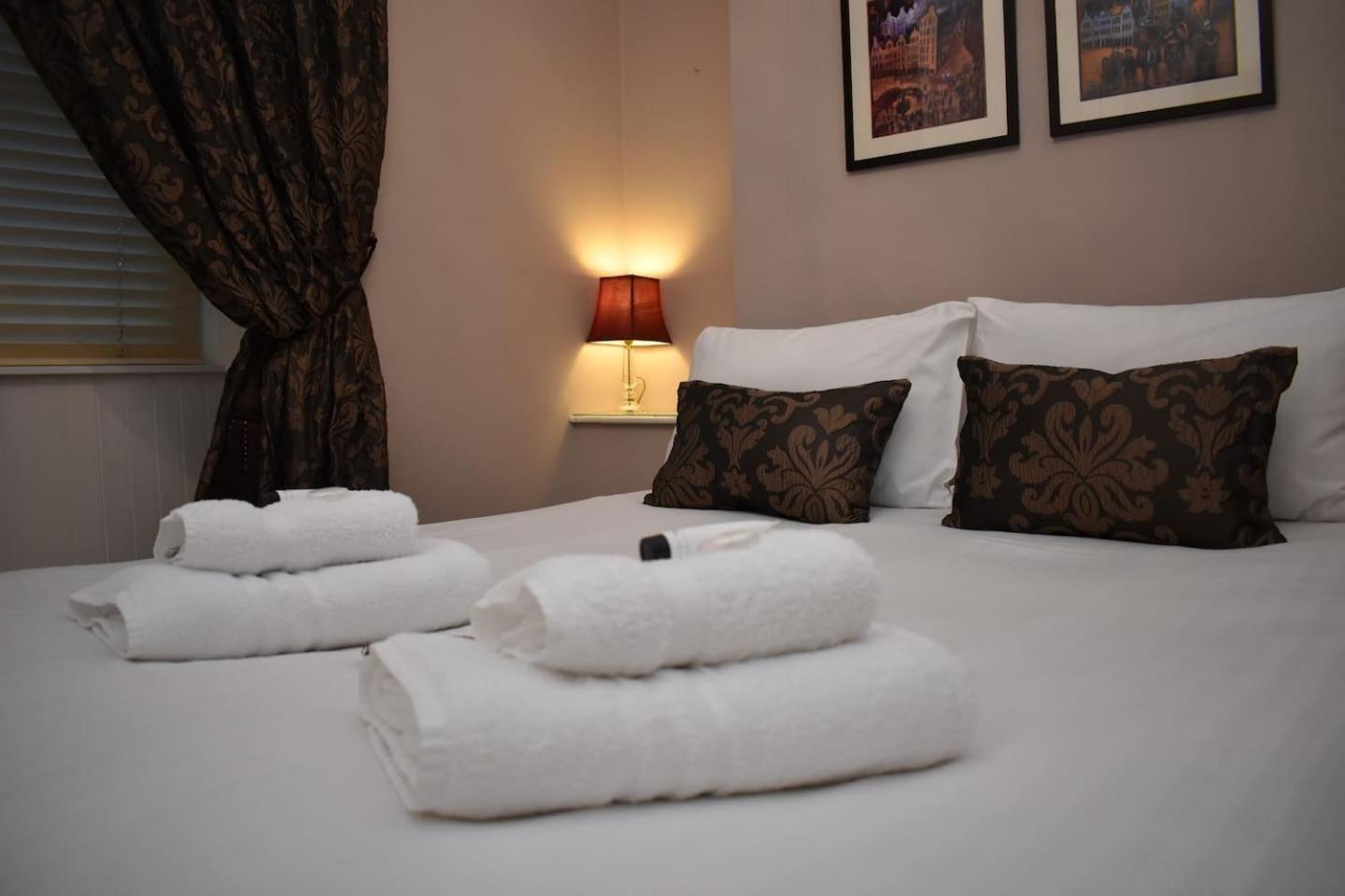 West Port - 2Br In The Heart Of The Old Town Just Off The Grassmarket 爱丁堡 外观 照片