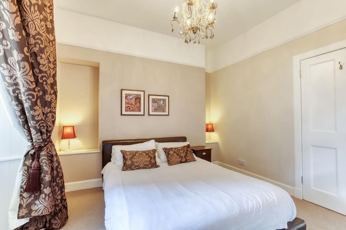 West Port - 2Br In The Heart Of The Old Town Just Off The Grassmarket 爱丁堡 外观 照片