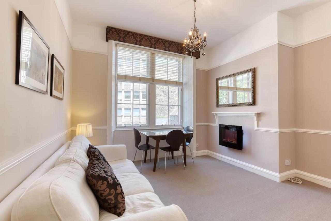West Port - 2Br In The Heart Of The Old Town Just Off The Grassmarket 爱丁堡 外观 照片